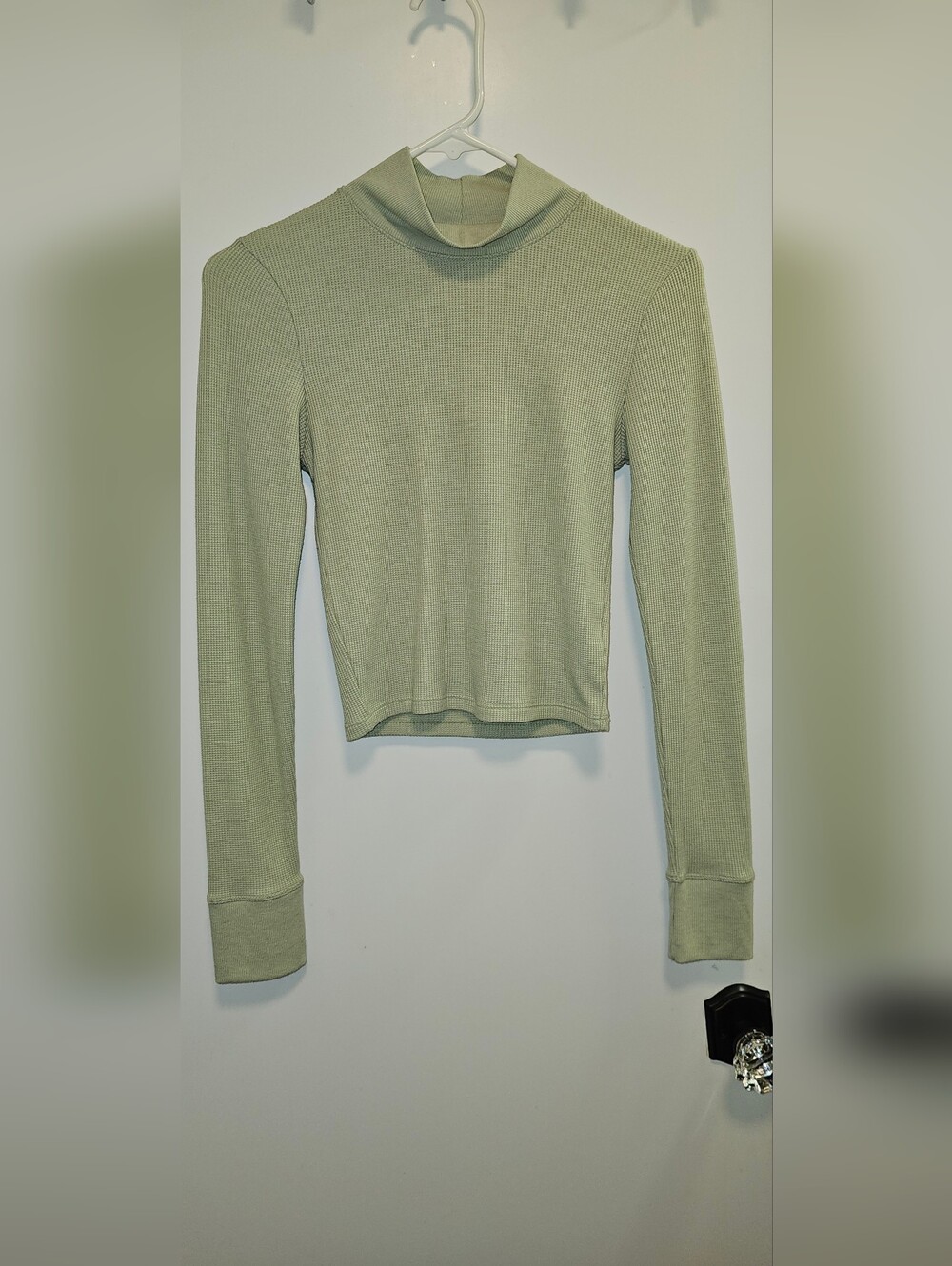 American Eagle Outfitters Sage Green Size S Long-Sleeve Mockneck Top